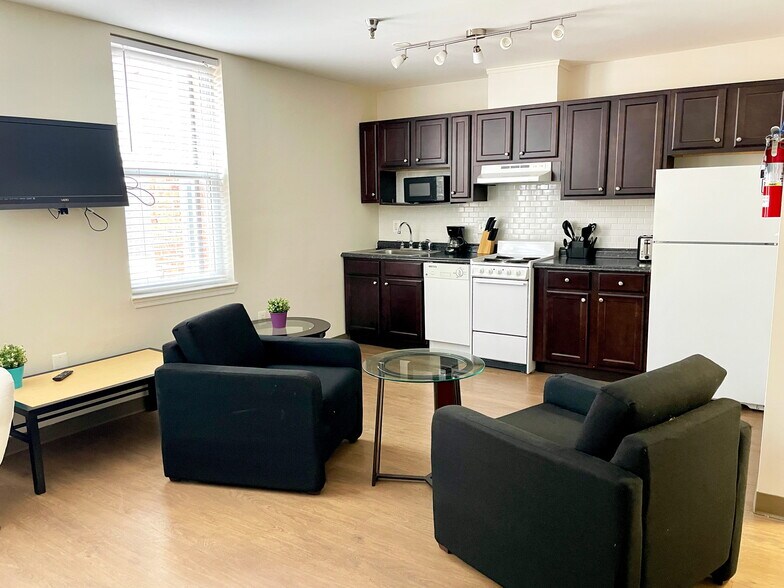 More Photos Of 2807 Connecticut Ave NW, Washington Apartments For Sale