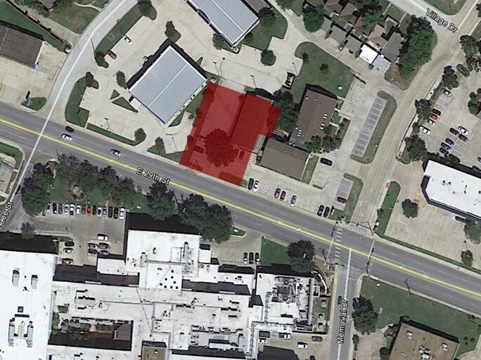 More Photos Of 2701 E 29th St, Bryan Office For Sale