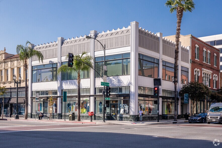 More Photos Of 61-75 W Colorado Blvd, Pasadena Unknown For Lease