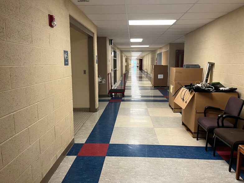 More Photos Of 22154 PA-18, Conneautville Schools For Sale