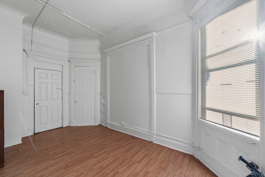 More Photos Of 368-370 Summer Ave, Newark Apartments For Sale
