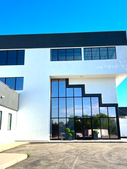 More Photos Of 1000 S Lincoln Ave, Loveland Office For Lease