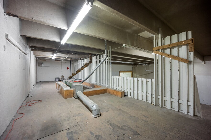 More Photos Of 1130 Valley St, Colorado Springs Warehouse For Lease