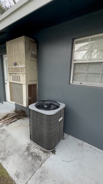 Primary Photo Of 353 SW 19th Ave, Fort Lauderdale Multifamily For Sale
