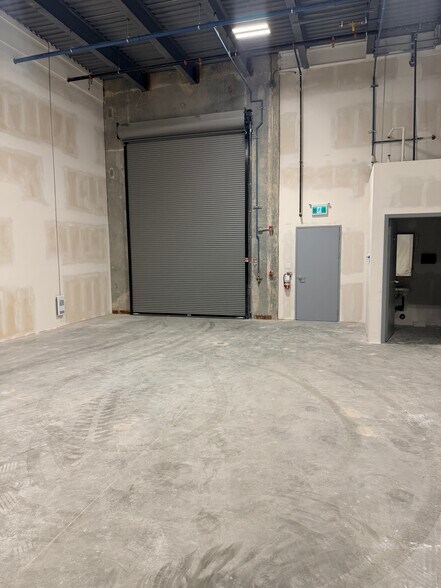 More Photos Of 7415 Lowland Dr, Burnaby Warehouse For Sale