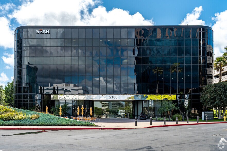 More Photos Of 2100 Main St, Irvine Office For Lease