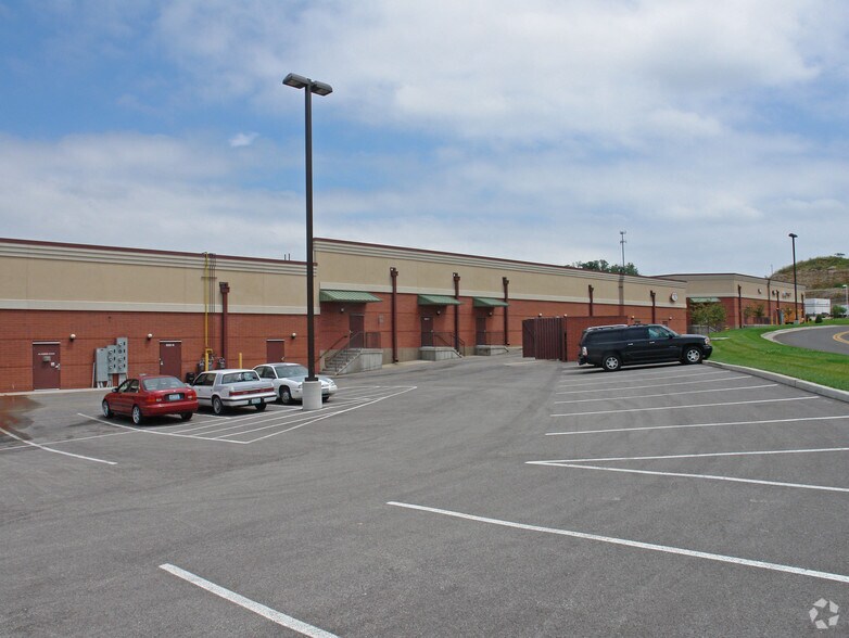 More Photos Of 932 Meramec Station Rd, Valley Park Unknown For Lease