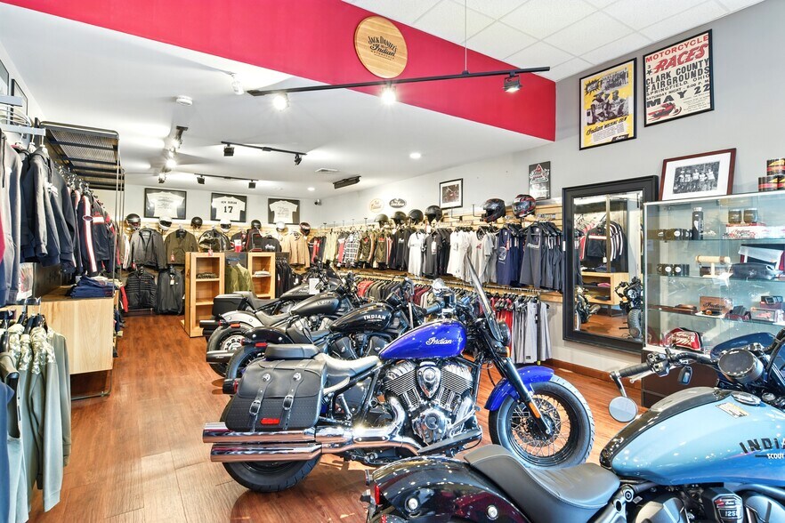 More Photos Of 962 Southampton Rd, Westfield Warehouse For Sale