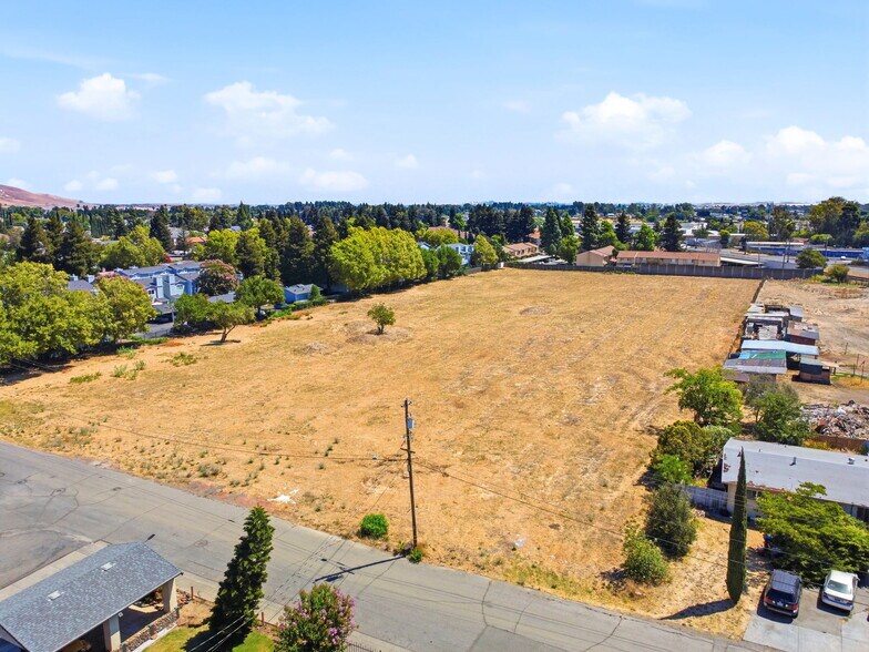 More Photos Of 1798 Blossom Ave, Fairfield Land For Sale