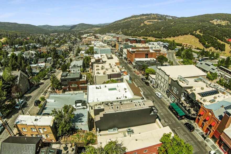 More Photos Of 537 Main St, Park City Storefront Retail Office For Lease