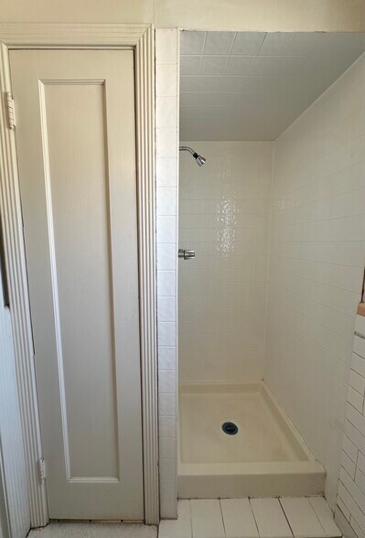 More Photos Of 2062 Washington Ave, San Leandro Apartments For Sale