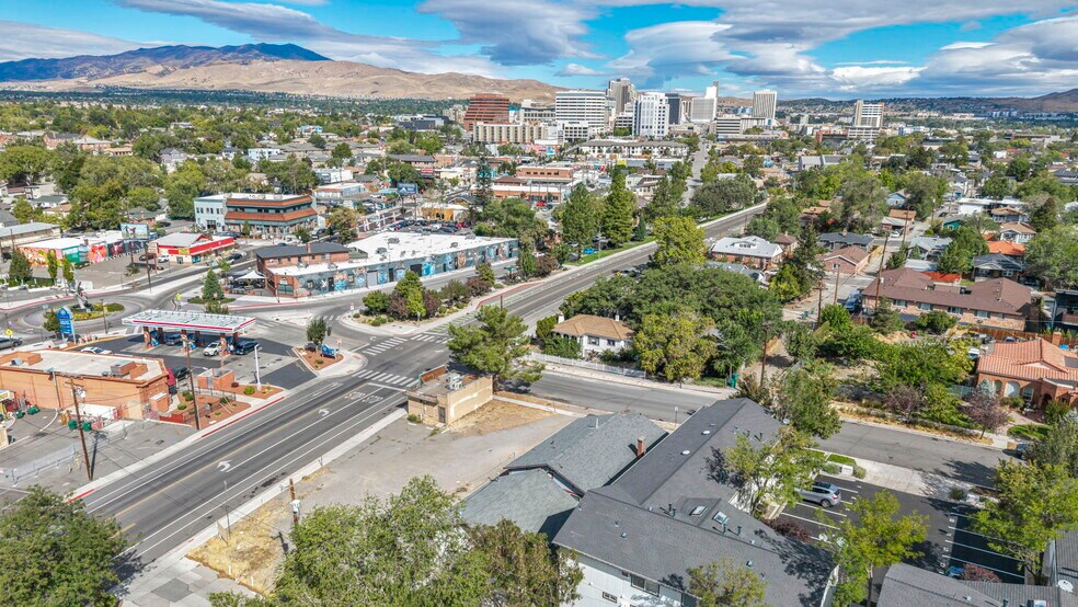 More Photos Of 72 Burns St, Reno Storefront Retail Residential For Lease