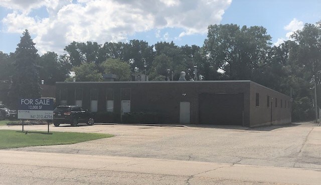 More Photos Of 2230-2232 S Foster Ave, Wheeling Distribution For Sale