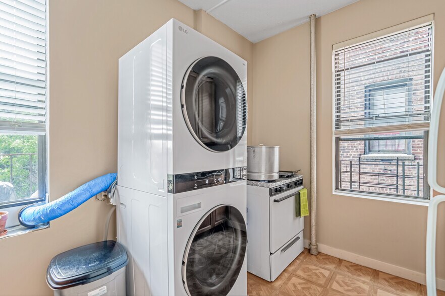 More Photos Of 1209 Elder Ave, Bronx Apartments For Sale