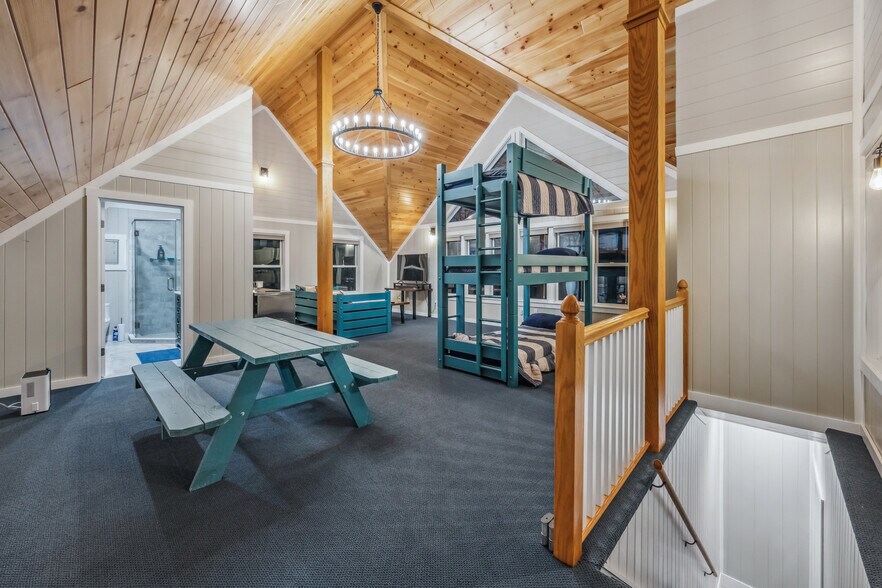 More Photos Of 4555 Davies Rd, Burdett Specialty For Sale