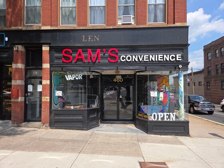 More Photos Of 460-470 Main St, Middletown Apartments For Lease
