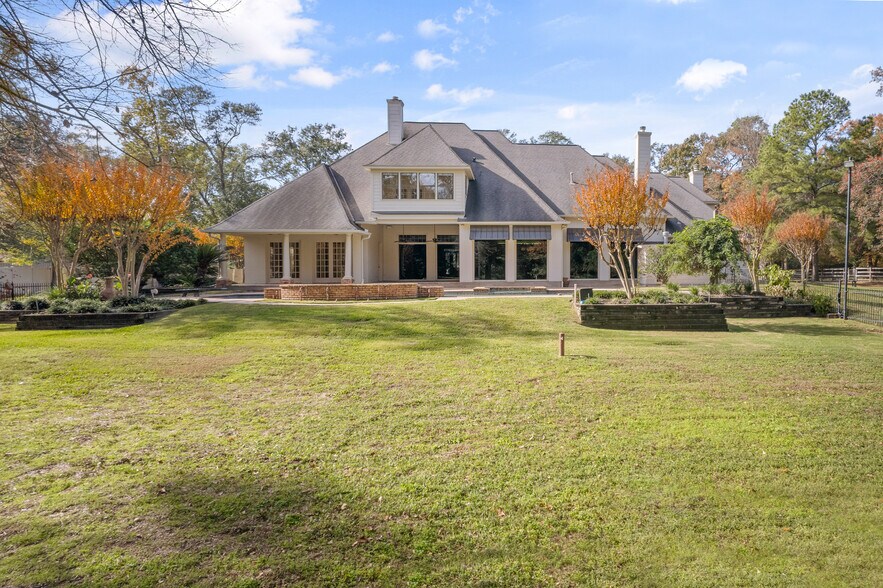 More Photos Of 25522 McDonald Rd, Spring Lodge Meeting Hall For Sale