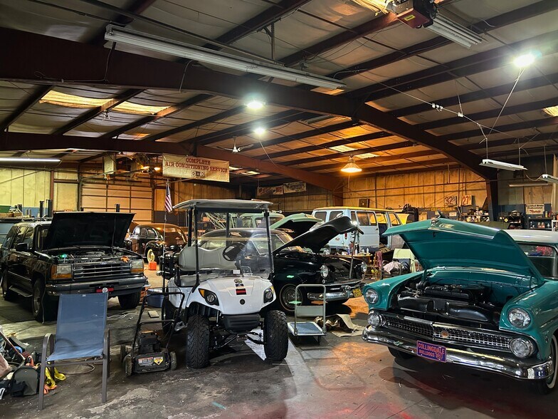 More Photos Of 311-315 Oak Ln, Glenolden Self Storage For Sale