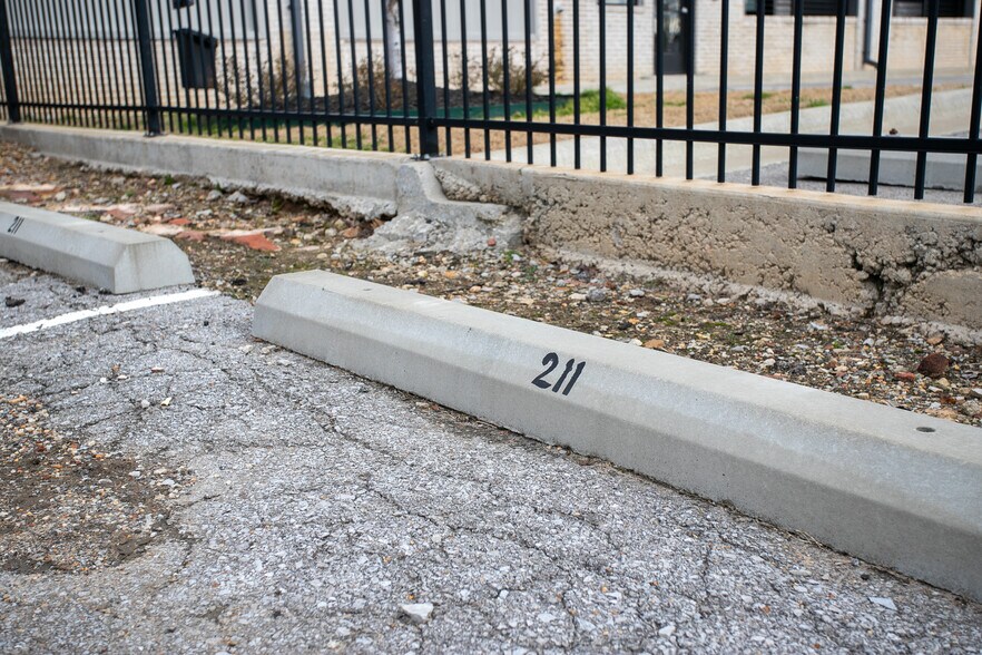 More Photos Of 211 Union St, Jonesboro Storefront Retail Office For Sale