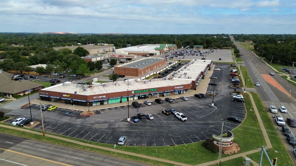 More Photos Of 101 N Douglas Blvd, Midwest City Unknown For Lease