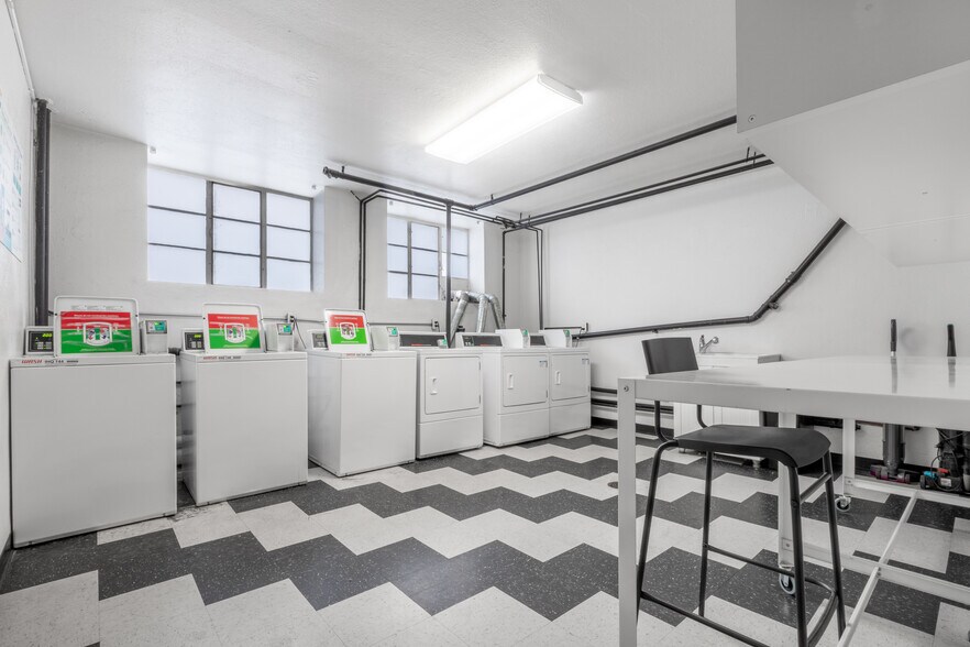 More Photos Of 1626 Logan St, Denver Apartments For Sale