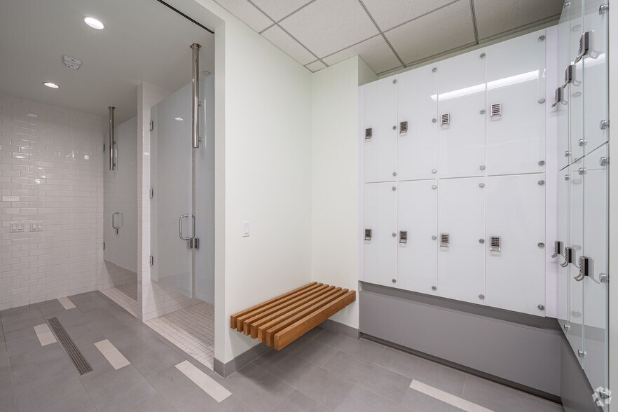 More Photos Of 1000 Main St, Houston Office For Lease