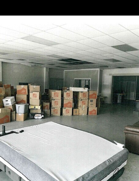 More Photos Of 411 W Madison St, Starke Storefront Retail Office For Lease