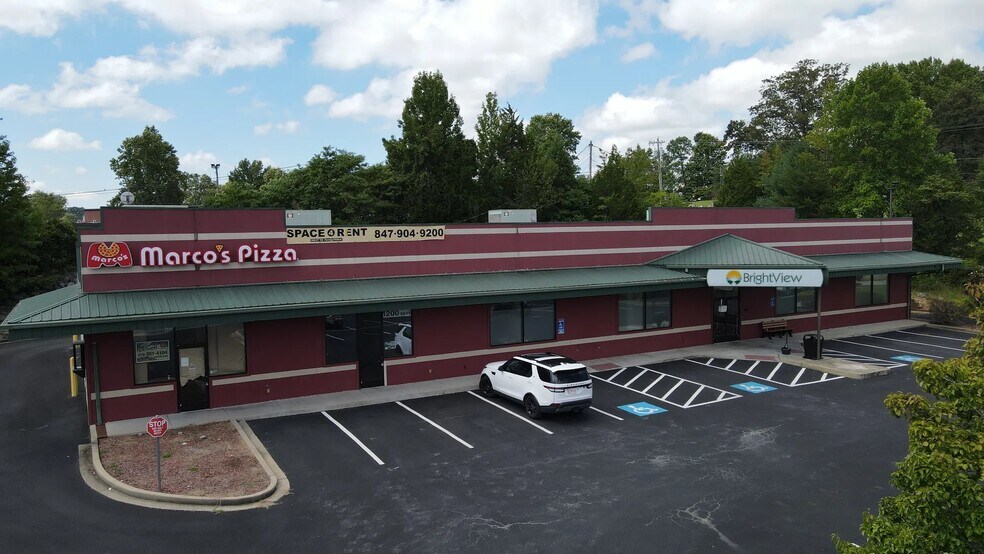 More Photos Of 621 Happy Valley Rd, Glasgow Storefront For Lease