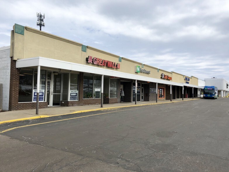 More Photos Of 1324-1424 E Grandview Blvd, Erie Unknown For Lease