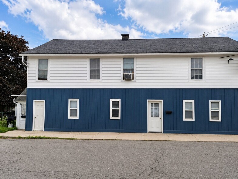 Primary Photo Of 2 Matteson St, Greene Storefront Retail Residential For Sale