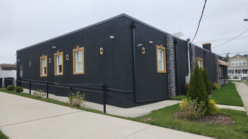 More Photos Of 634 N Main St, Pleasantville Daycare Center For Sale