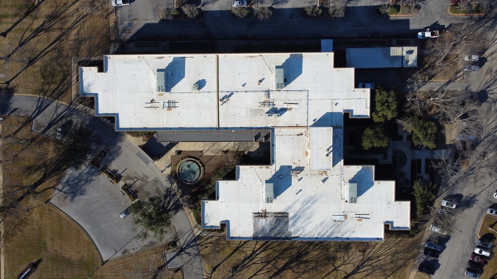 More Photos Of 501 Shelley Dr, Tyler Office For Lease