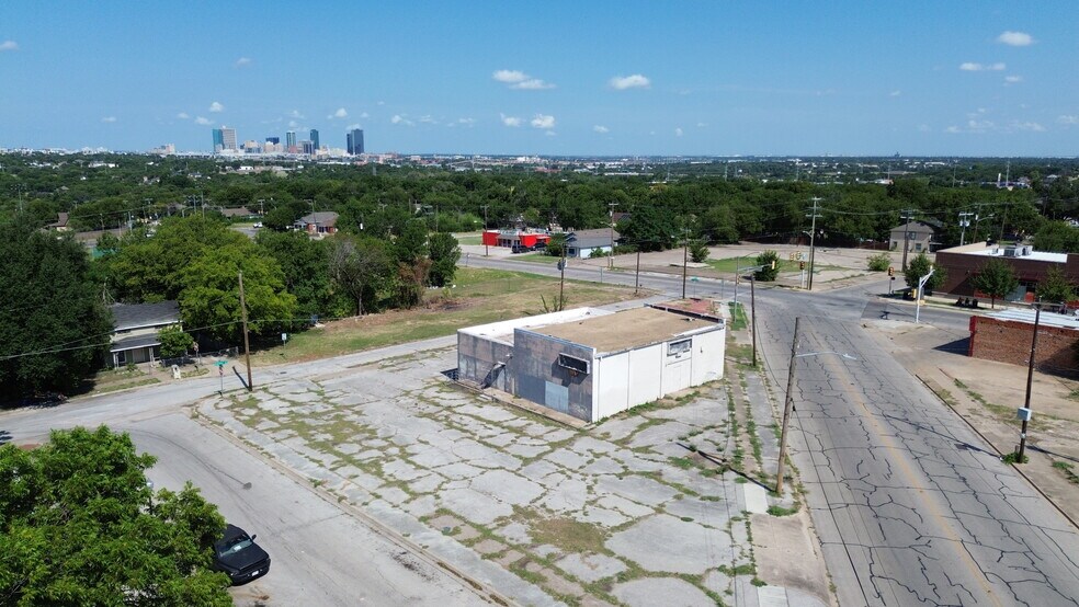 Primary Photo Of 804 Nashville Ave, Fort Worth Freestanding For Sale