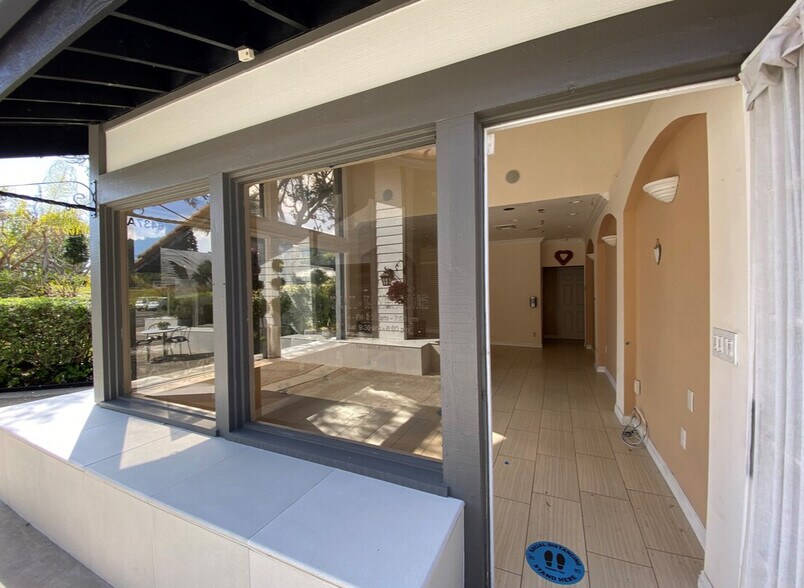 More Photos Of 6435-6437 Caminito Blythefield, La Jolla Office For Lease