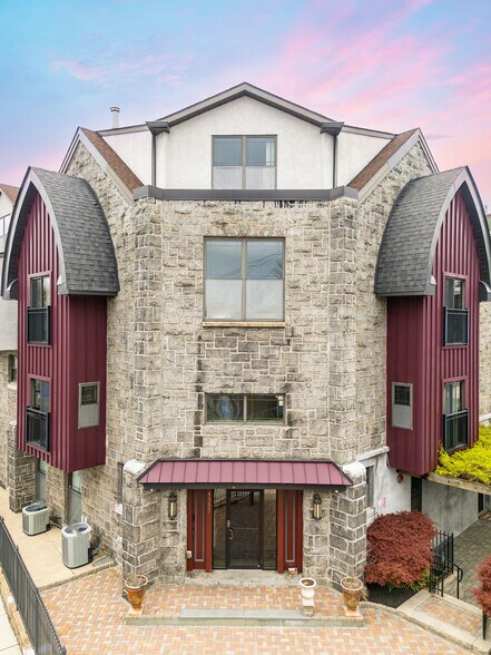 More Photos Of 4557 Manayunk Ave, Philadelphia Apartments For Sale