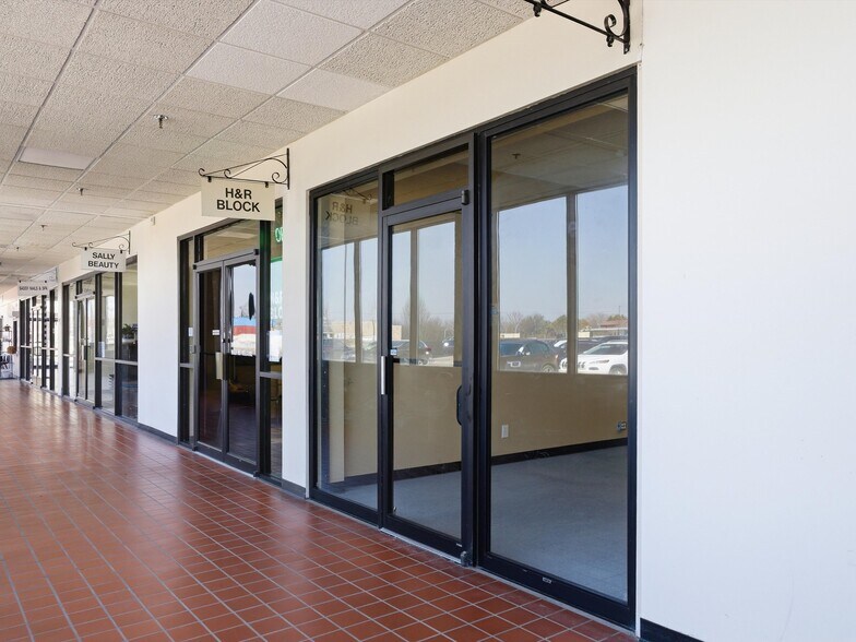 More Photos Of 3399 Calumet Ave, Manitowoc General Retail For Lease