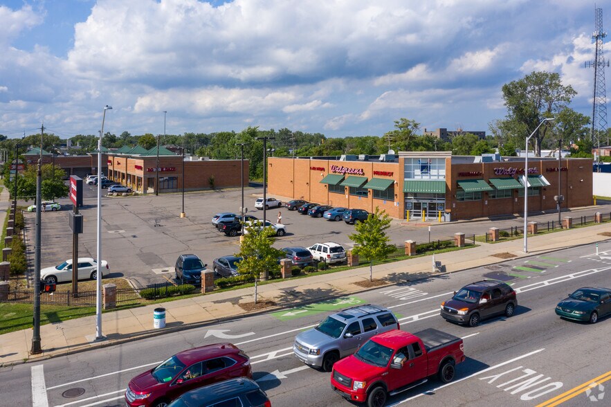 More Photos Of 500 Mount Elliott St, Detroit Freestanding For Lease