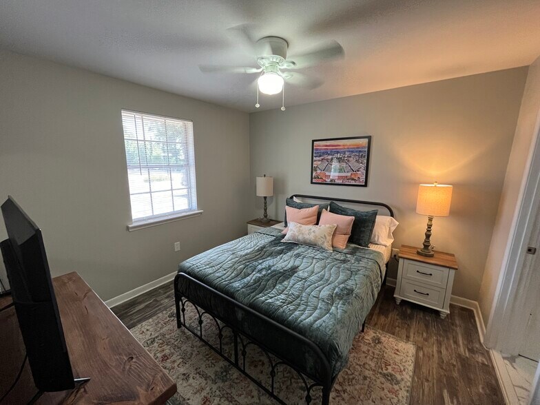 More Photos Of 119 N 35th Ave, Hattiesburg Apartments For Sale