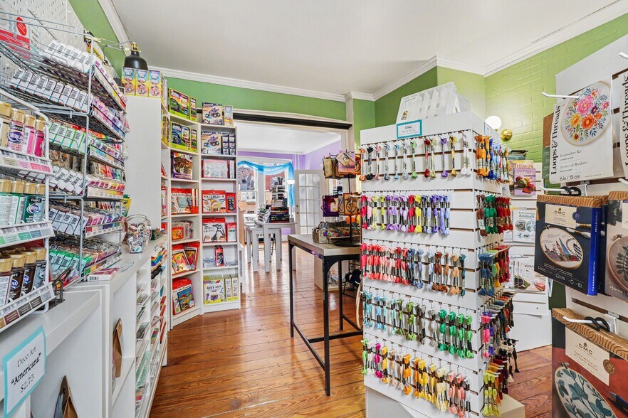 More Photos Of 55 E Main St, Lititz General Retail For Sale