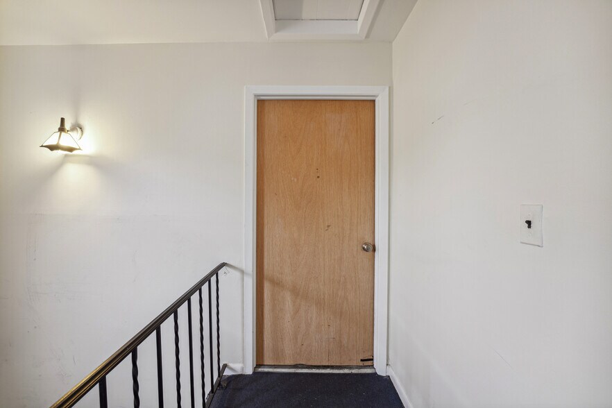 More Photos Of 147 Chestnut St, Roselle Park Storefront Retail Residential For Sale