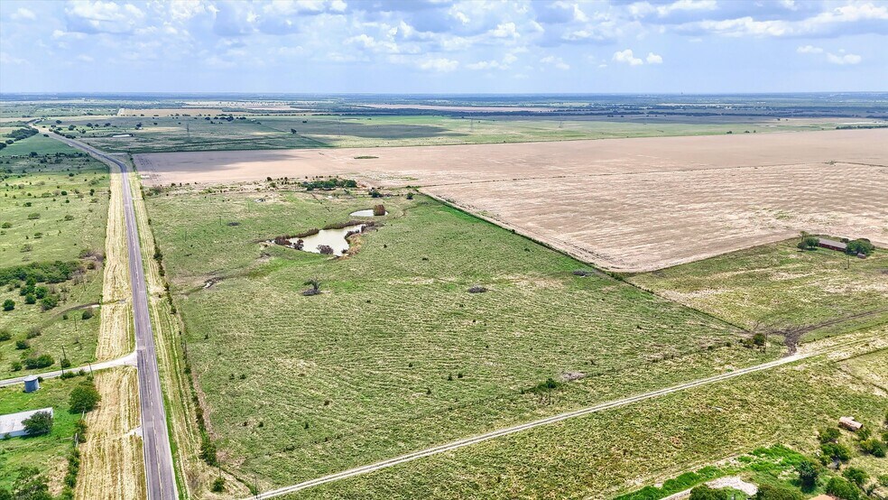 More Photos Of FM 902 & Wall Street, Howe Land For Sale