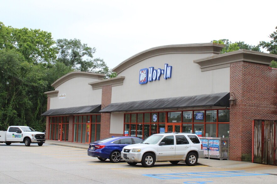 More Photos Of 3365 Moffett Rd, Mobile Convenience Store For Lease