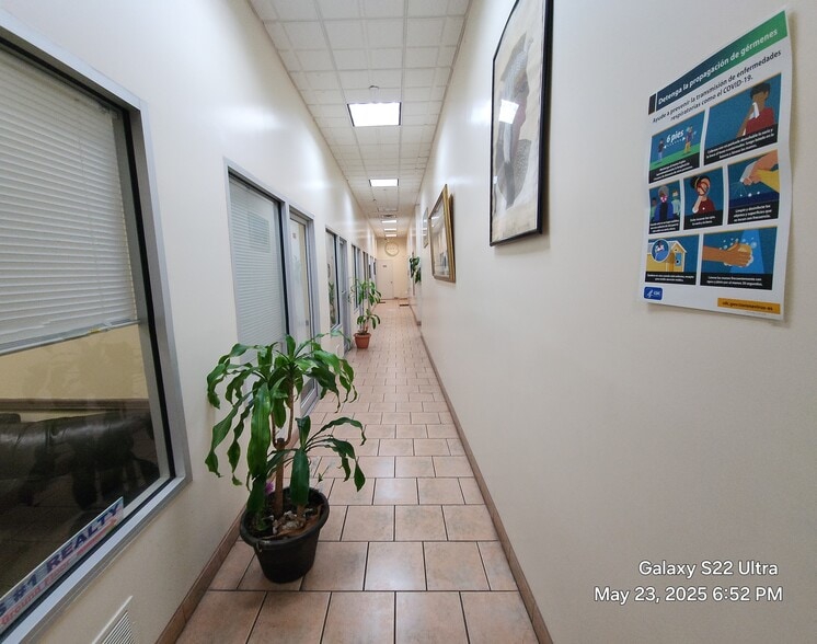 More Photos Of 34-27 Steinway St, Astoria Office For Lease