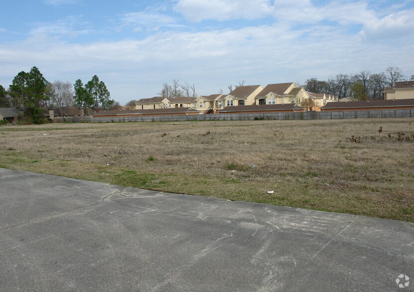 More Photos Of Longridge Ave, Baton Rouge Land For Lease