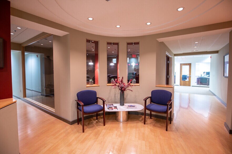 More Photos Of 100 Canal Pointe Blvd, Princeton Medical For Lease