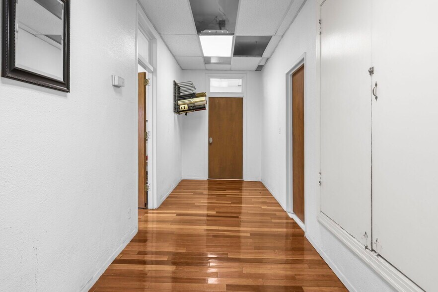 More Photos Of 10640 Main St, El Monte Storefront For Sale