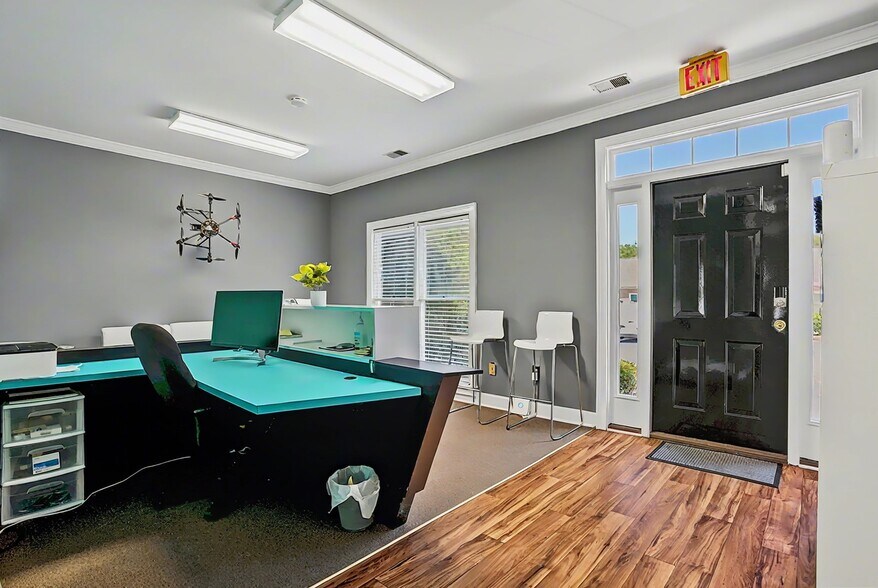 More Photos Of 188 Ben Burton Cir, Bogart Office For Sale
