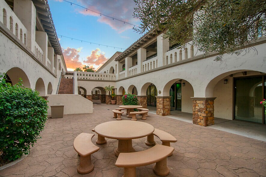 More Photos Of 11000 N Scottsdale Rd, Scottsdale Medical For Lease