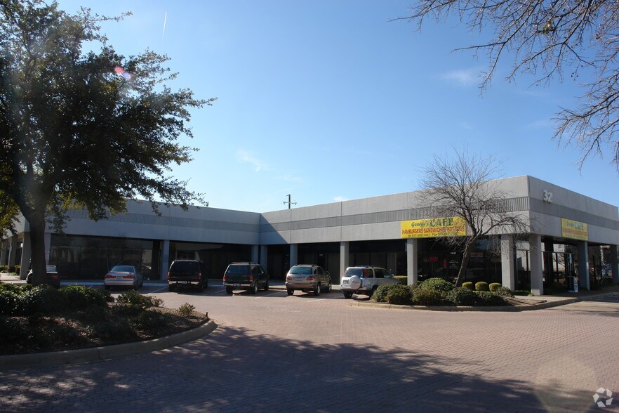 More Photos Of 2301-2337 Gravel Dr, Fort Worth Unknown For Lease