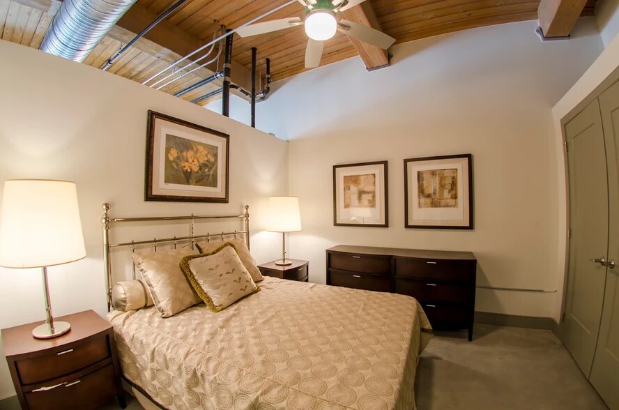 More Photos Of 804-808 Broadway St, Kansas City Apartments For Sale